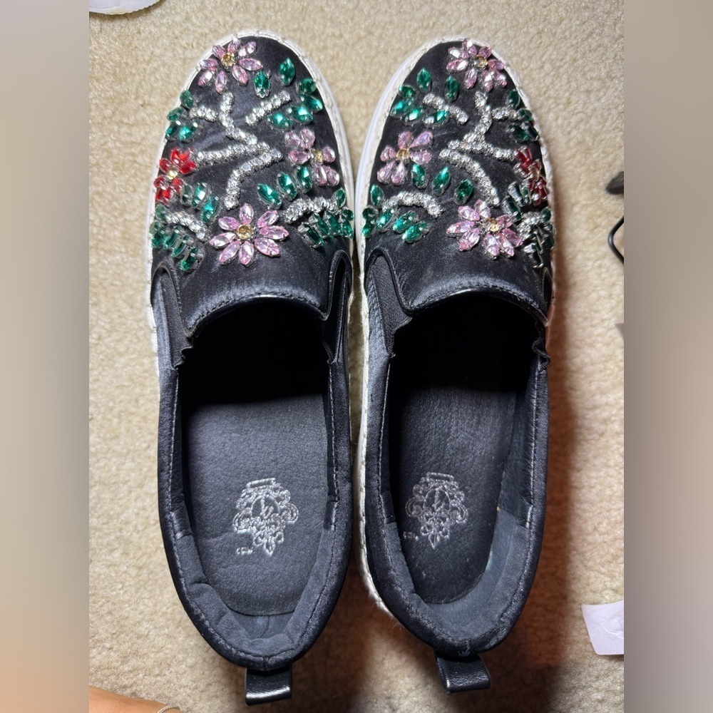 French Blu Black Floral Slip-On Embellished Sneakers with Platform Sole: size 9 - Picture 2 of 3
